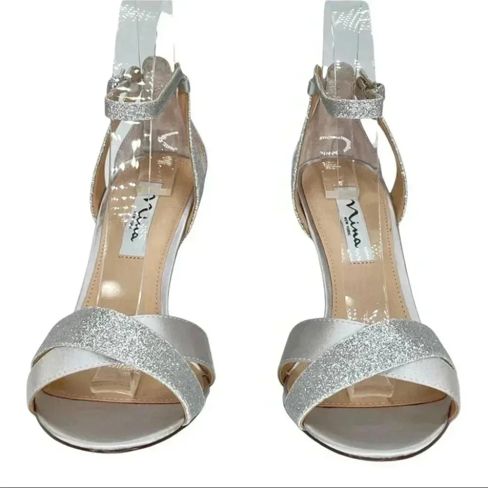 Nina Venus Silver Satin Fabric Glitter Accent Womens Heels Size 9M